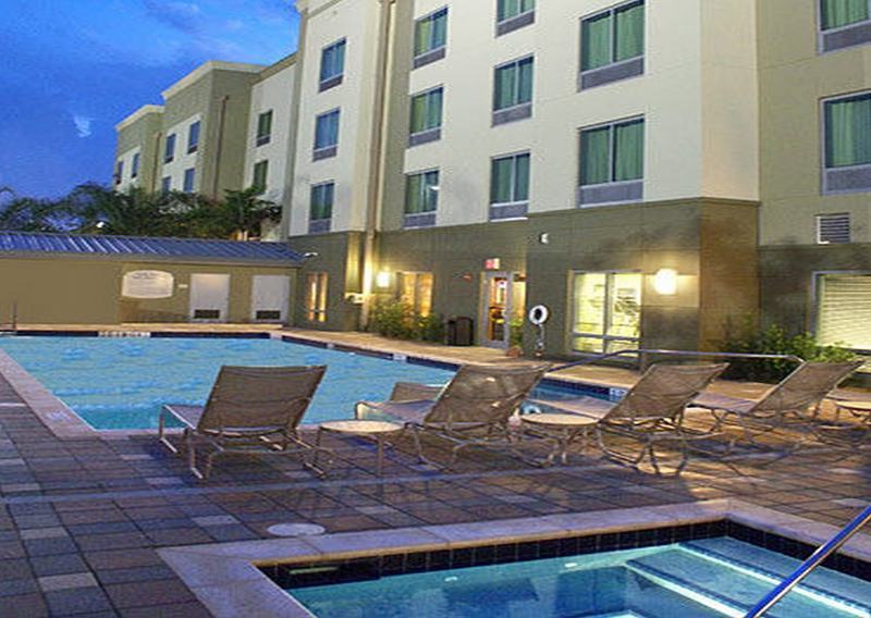 Fairfield Inn & Suites By Marriott Fort Lauderdale Pembroke Pines Eksteriør bilde